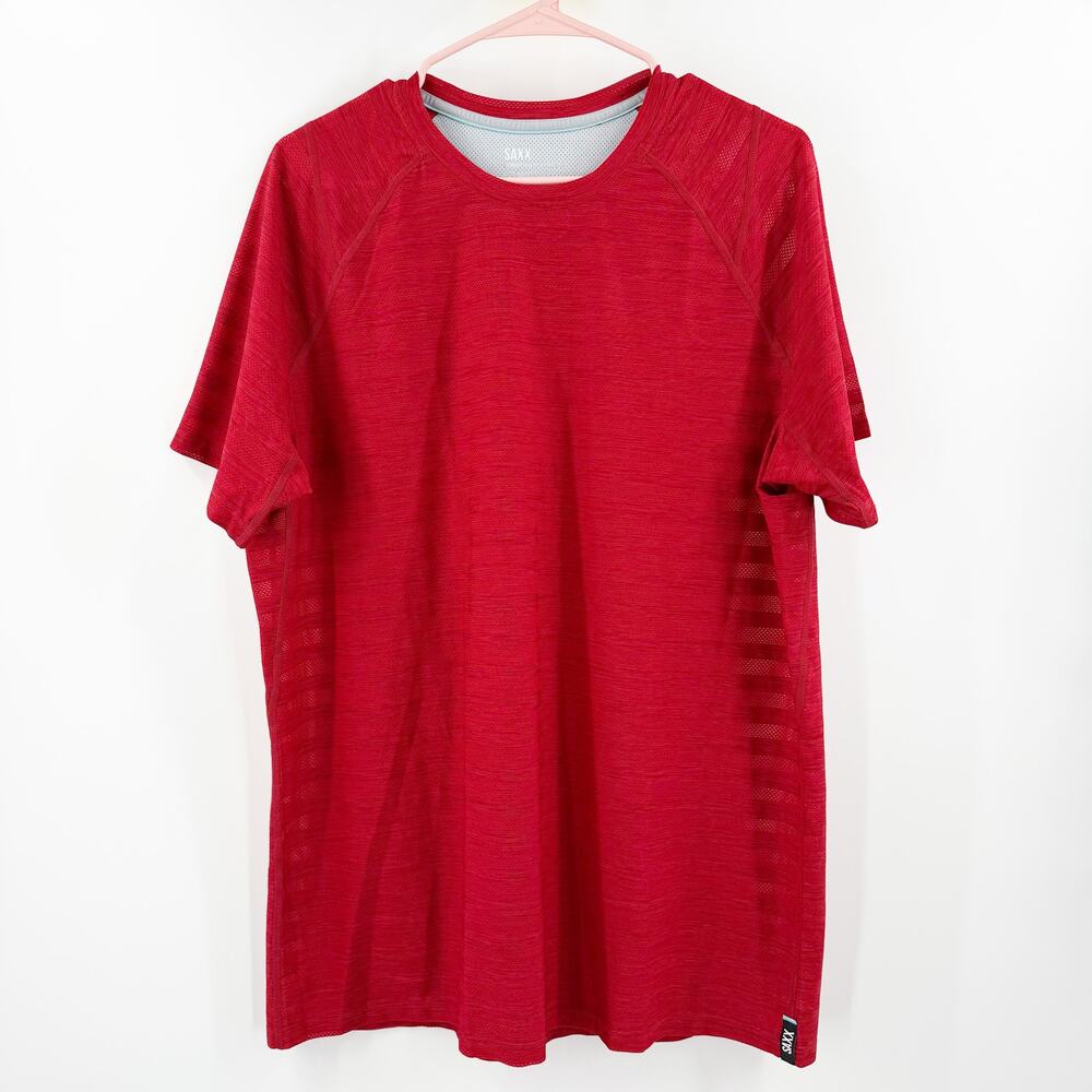 Saxx Hot Shot Tech Tee Size Large Mens Red DropTemp Technology Mesh Stripe Shirt